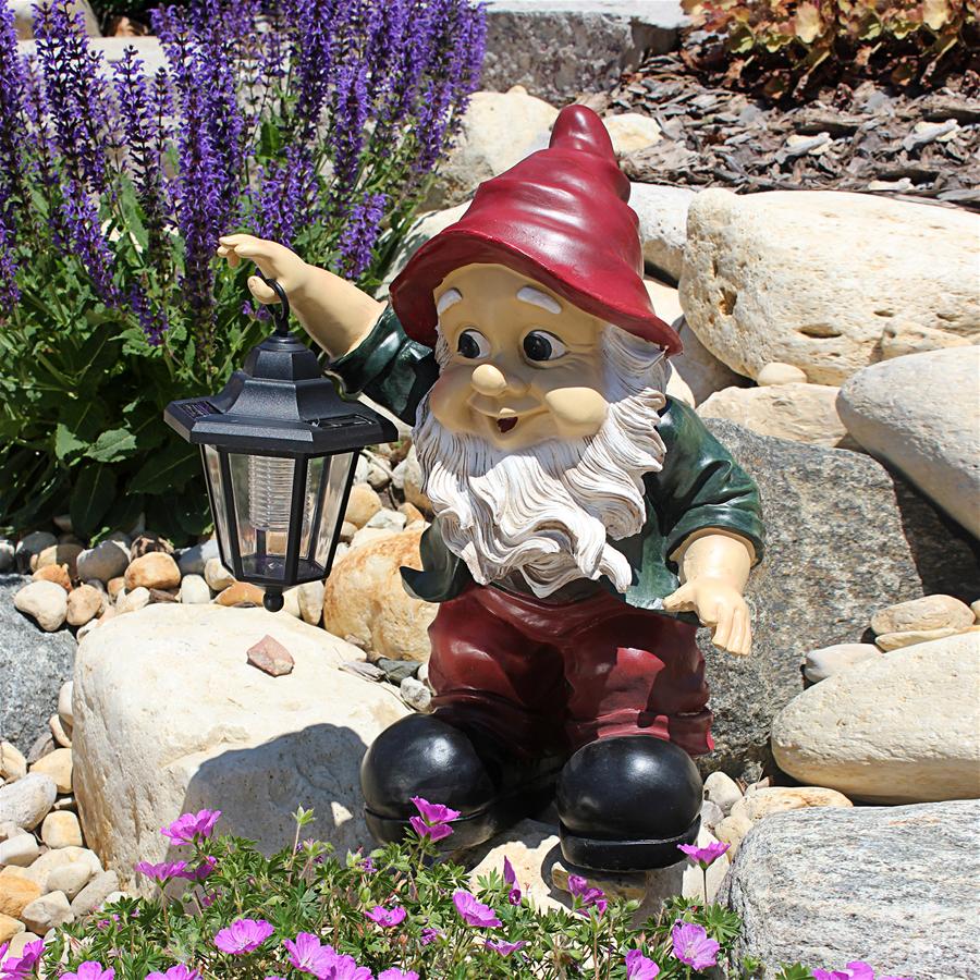 Edison with the Lighted Lantern Garden Gnome Statue, Item#QL30314